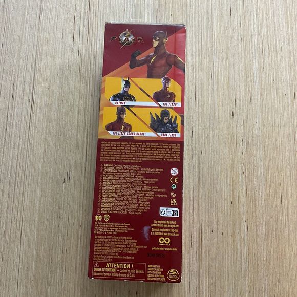 DC THE FLASH  Young Barry 1st Edition 12 Inch Action Figure New - Picture 3 of 3